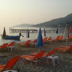 Seaside Appartement Mesongí