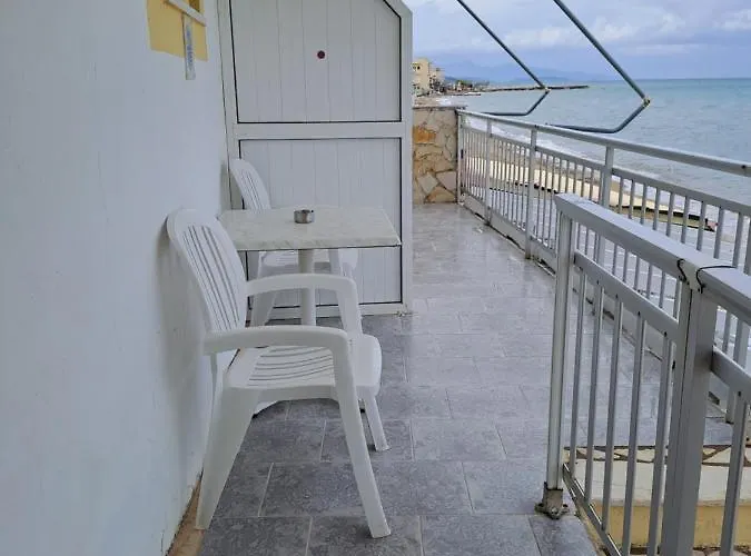 Seaside شقة