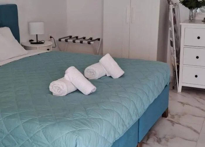 Seaside شقة Mesongí